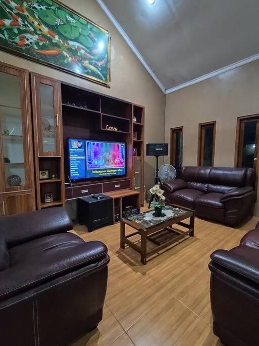 Niki Mawon Homestay Kejayan Ngoại thất bức ảnh